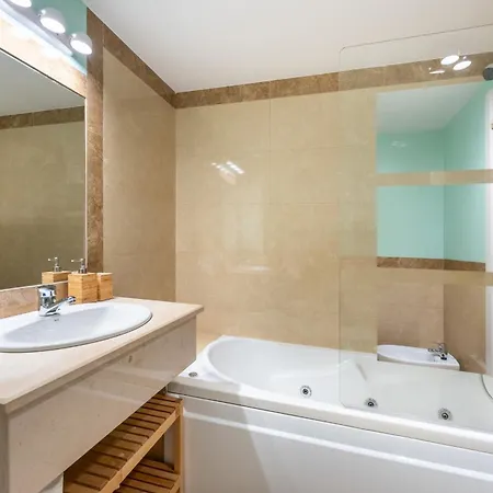 Serene Ocean 1 Bdr With Patio By Lovelystay Apartment