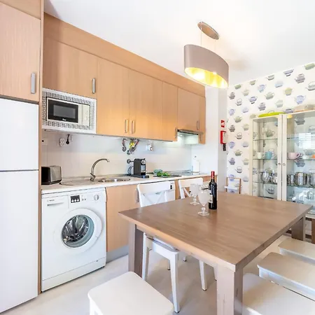Apartment Serene Ocean 1 Bdr With Patio By Lovelystay Portimao