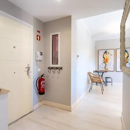Appartamento Serene Ocean 1 Bdr With Patio By Lovelystay